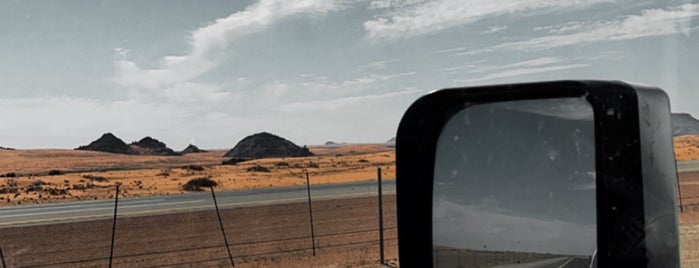 Hail-Aljouf highway is one of Ahmad🌵'ın Kaydettiği Mekanlar.