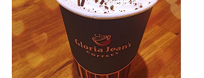 Gloria Jean's Coffees is one of Tempat yang Disukai Melike.