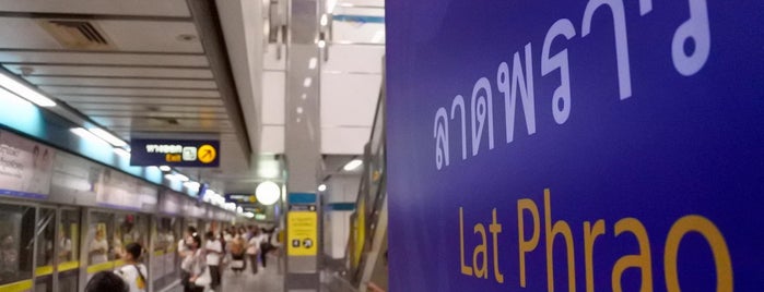 MRT Lat Phrao (BL15) is one of MRT Station - Chaleom Ratchamongkhon Line.
