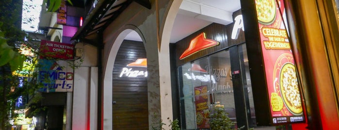 Pizza Hut is one of Elena : понравившиеся места.