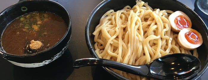 麺屋 白虎 is one of Lieux qui ont plu à Kt.