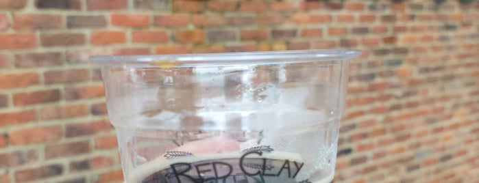 Red Clay Brewing Company is one of Opelika.