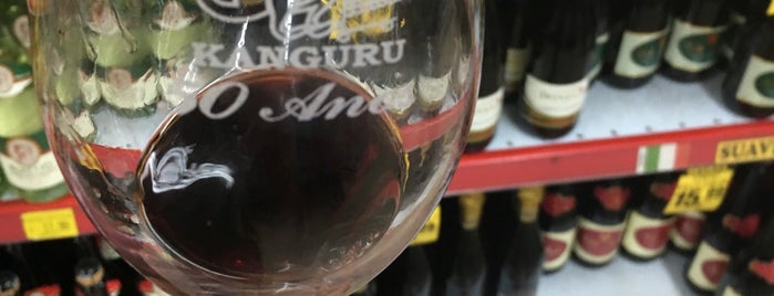 Kanguru - Adega is one of Wine! Wine!.
