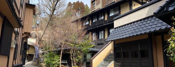 Kurokawa Hotspring is one of Posti che sono piaciuti a Sada.