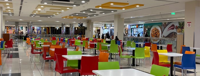 Rashid Mall Old Food Court is one of 11.