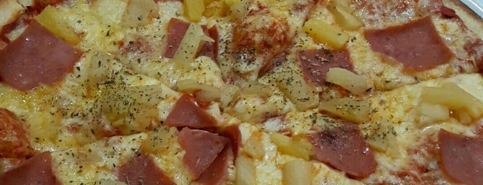 Seven Kebap en Pizza is one of Favoriete resto's.