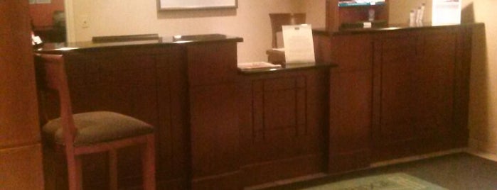 Staybridge Suites Chicago - Lincolnshire is one of Tempat yang Disukai Sylvia.