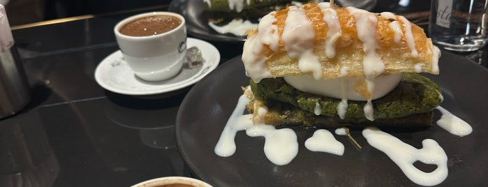 Hafız Mustafa 1864 is one of İstanbul Desserts.