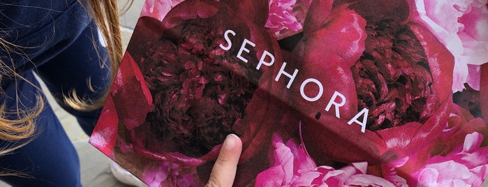 SEPHORA is one of Paris🗼.