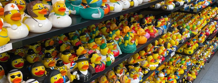 The Rubber Duck Store is one of Catador'un Beğendiği Mekanlar.