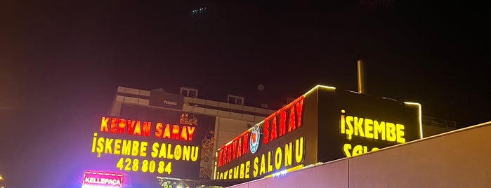 KERVAN SARAY ISKEMBE KELLE PACA SALONU is one of Istanbul Cafes.