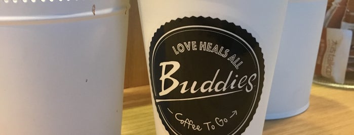 Buddies is one of Edwinさんのお気に入りスポット.