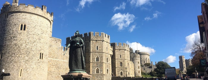 Windsor Castle is one of Edwin'in Beğendiği Mekanlar.