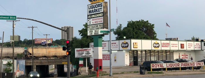 Royal Liquors is one of Revisit.