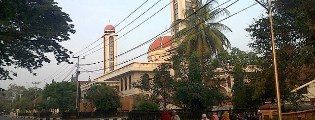 Masjid Agung (Al-Musabaqoh) Subang is one of Fanina : понравившиеся места.