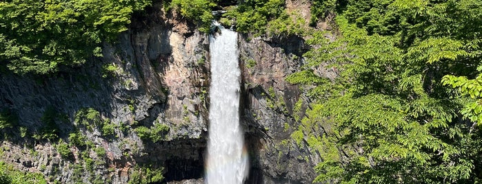 華厳の滝 エレベーター前広場 is one of สถานที่ที่ Princesa ถูกใจ.