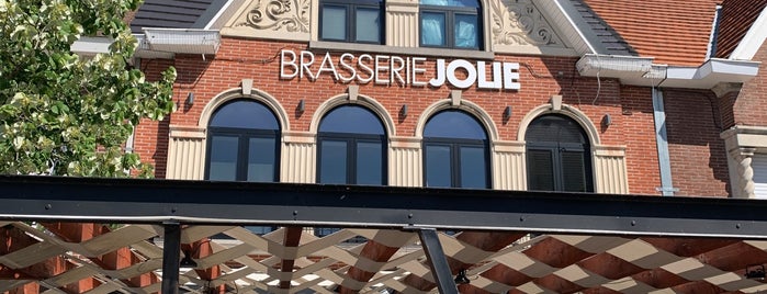 Brasserie Jolie is one of Knokke.