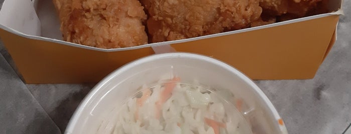 Church's Fried Chicken is one of Kristineさんのお気に入りスポット.