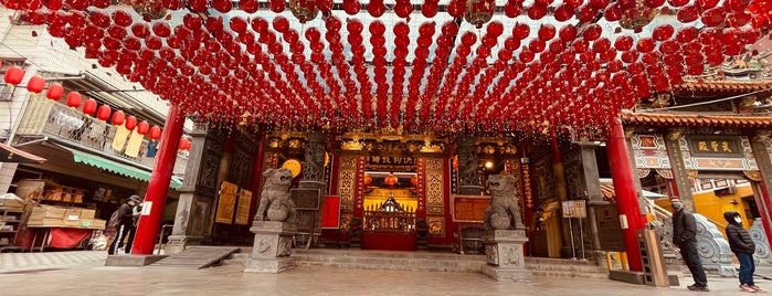 Tien Tan Temple is one of TWN.