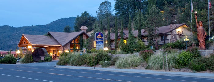BEST WESTERN PLUS Yosemite Gateway Inn is one of USA Road Trip 2019.