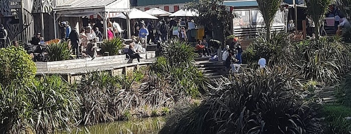 Matakana Farmers Market is one of NZ to go.