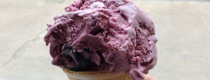 Gannon's Ice Cream is one of Lugares favoritos de Matt.