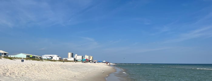West Beach, Gulf Shores is one of Jay Harrison And Jen Lee 9th Year Annivesary.