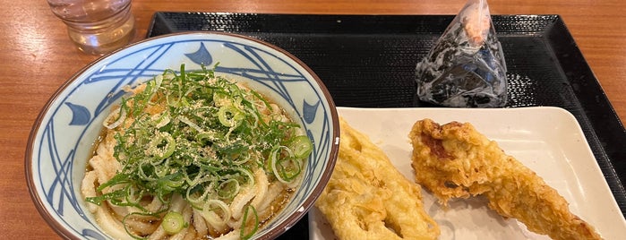 丸亀製麺 is one of ２さんの保存済みスポット.