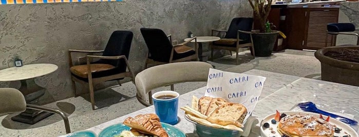 Capri Cafe is one of N'ın Kaydettiği Mekanlar.