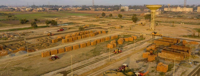 Ferozpur Road is one of Pakistan Malls & Bazars.