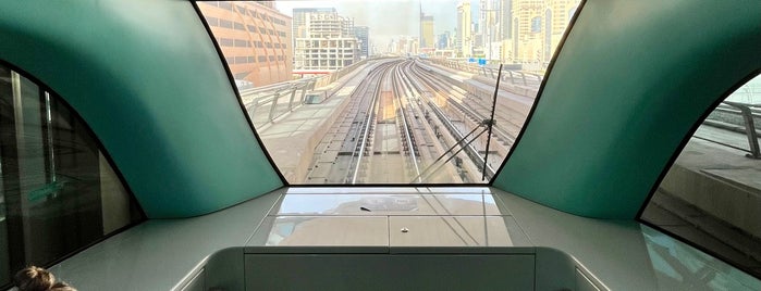 Dubai Internet City Metro Station is one of Lugares favoritos de Murat.