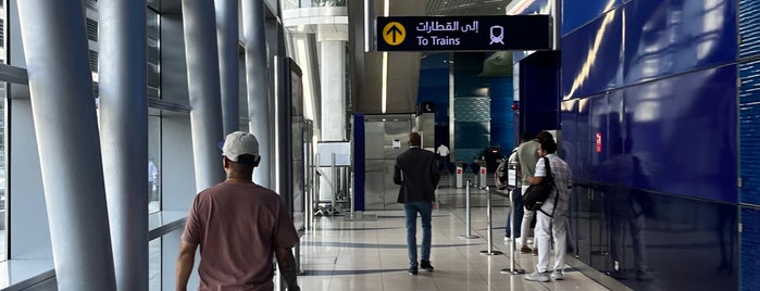 World Trade Centre Metro Station is one of Lista Dubai.
