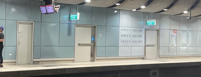 Green Square Station is one of Lieux qui ont plu à Lidiane.