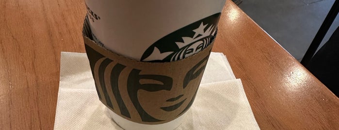 Starbucks is one of Starbucks Coffee (埼玉千葉神奈川).