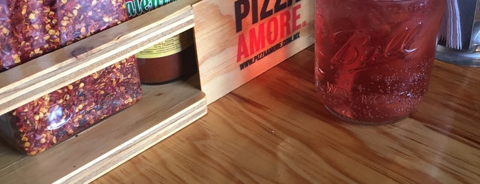 Pizza Amore is one of Lugares favoritos de Chero.