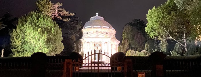 von Carstanjen Mausoleum is one of Cemeteries & Crypts Around the World.