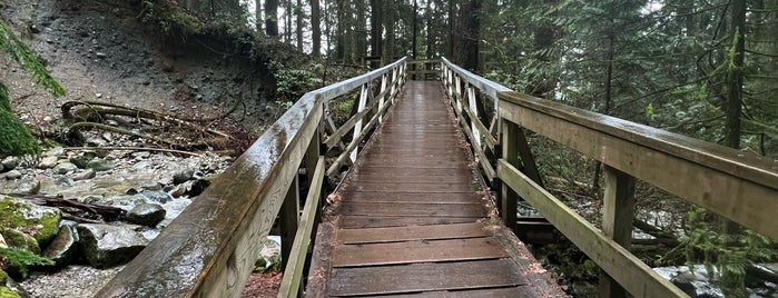 Deep Cove Trail is one of Vancouver Sights!.