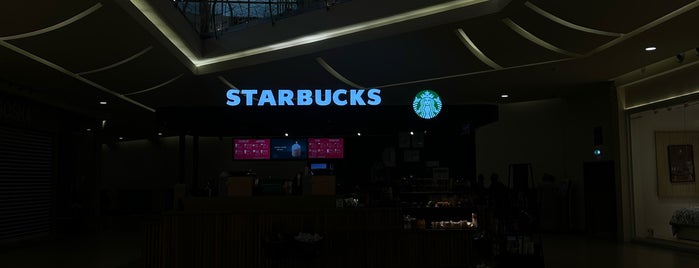 Starbucks - Noor Mall is one of Madinah.