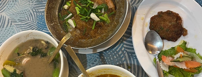 Jae Lek Thai Food is one of hatyai.