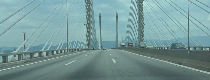 Penang Bridge Scenic View is one of Penang Malezya.