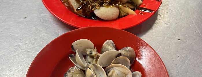 Capitol Seafood - Longkang Siham is one of Yanzer' Goodfood List.
