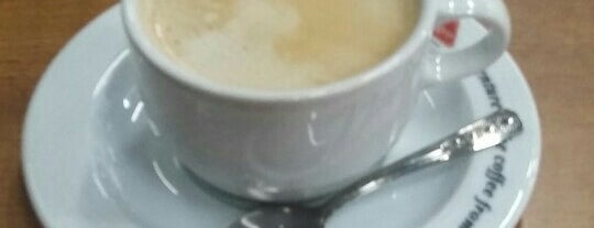 Egro Coffee Point is one of Posti che sono piaciuti a Gizem.