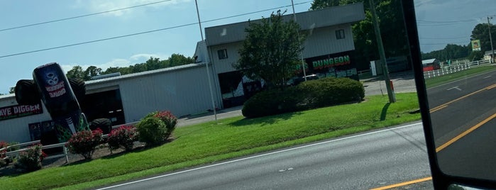 Grave Digger Racing Shop is one of unusual places.