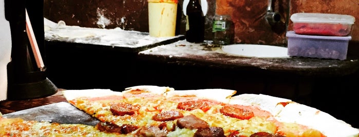 Pizza Da Gente is one of Posti che sono piaciuti a Joao Ricardo.