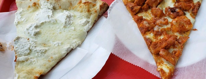 La Mia Pizza is one of Upper East Side Bucket List.
