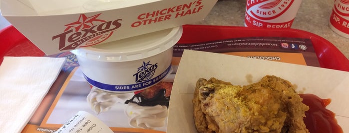 Texas Chicken is one of Posti che sono piaciuti a Alyssa.