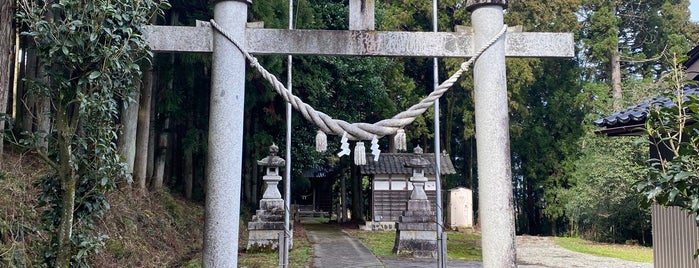 布勢神社 is one of 式内社 越中国.