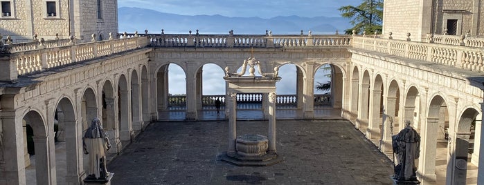 Abbazia di Montecassino is one of Places to visit.