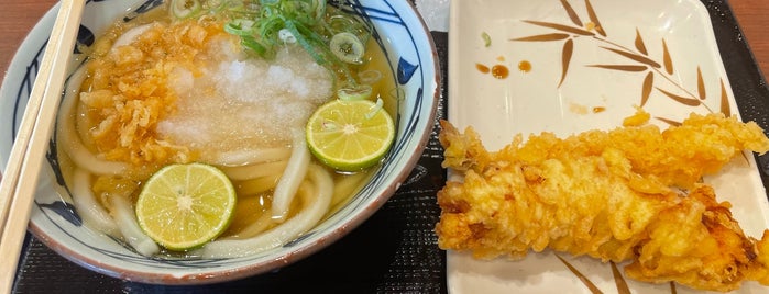 丸亀製麺 is one of うどん 行きたい.