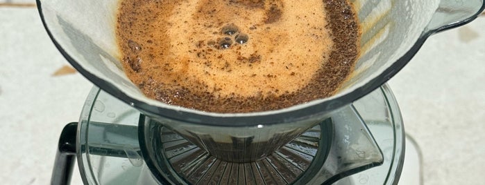 B7 Coffee is one of Al Qassim.